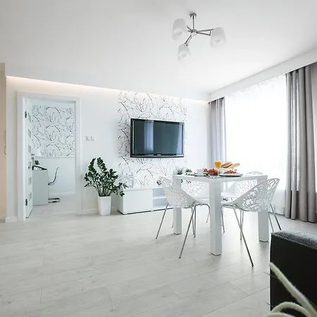 Silver Apartman